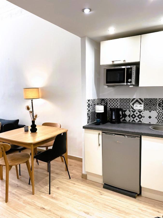 Cozy One Bedroom Apartment-City Center Ница Екстериор снимка